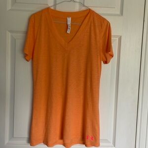 Women’s small Under Armour tshirt